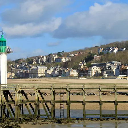 דירה Les Marinas-8 By Interhome