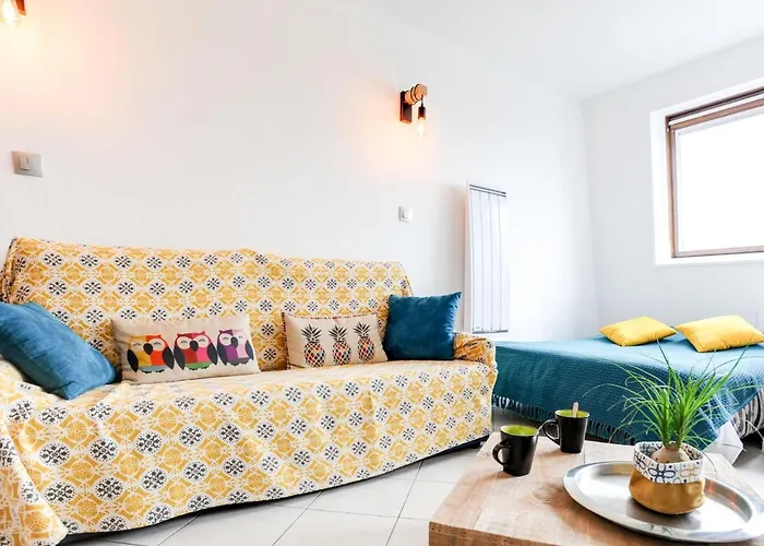 Les Marinas-8 By Interhome