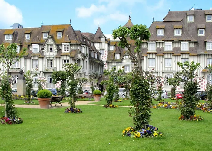 Daire Les Marinas-8 By Interhome